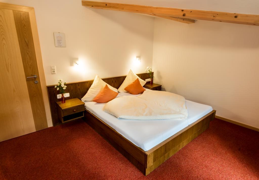 "Quality Hosts Arlberg" Hotel-Gasthof Freisleben Санкт Антон ам Арлберг Екстериор снимка