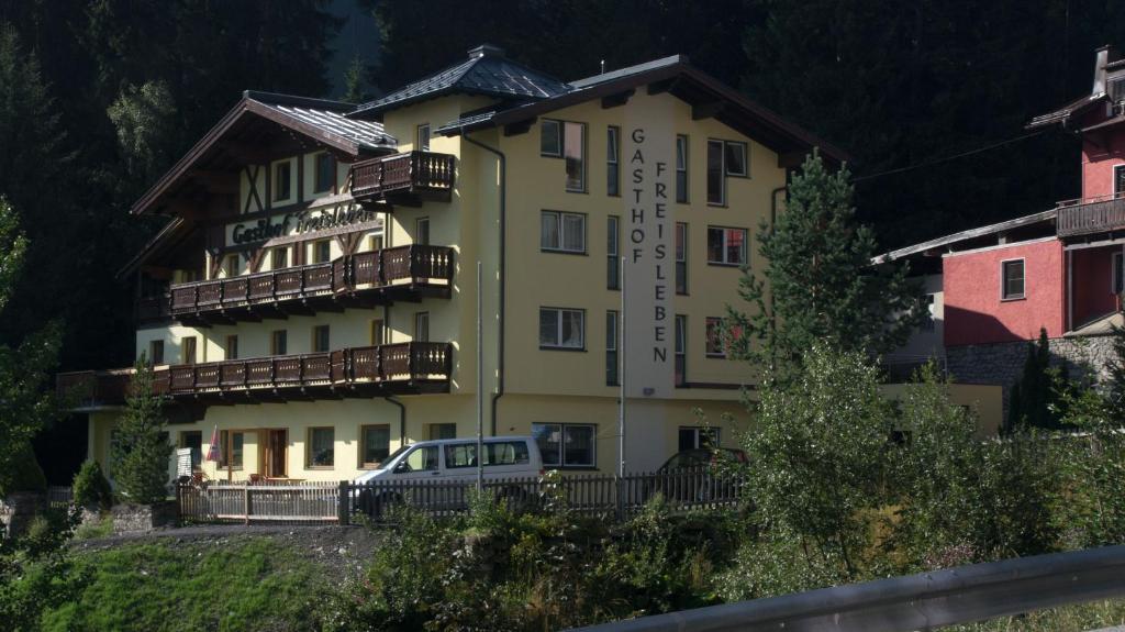 "Quality Hosts Arlberg" Hotel-Gasthof Freisleben Санкт Антон ам Арлберг Екстериор снимка